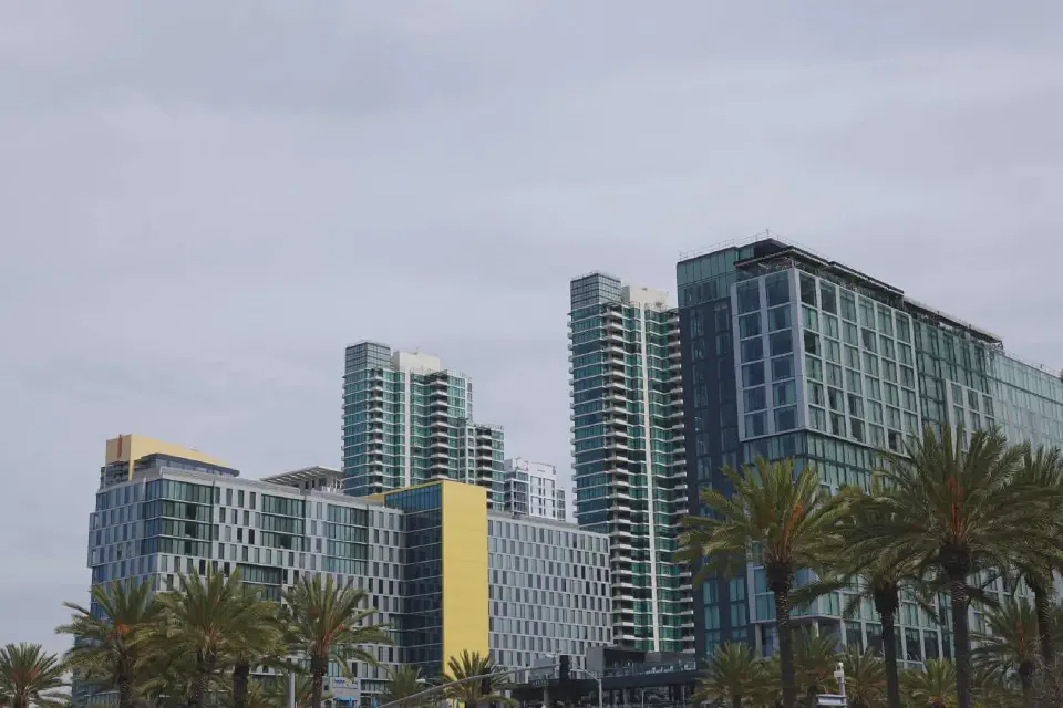 A view of the high-rise buildings right by the pier in San Diego.