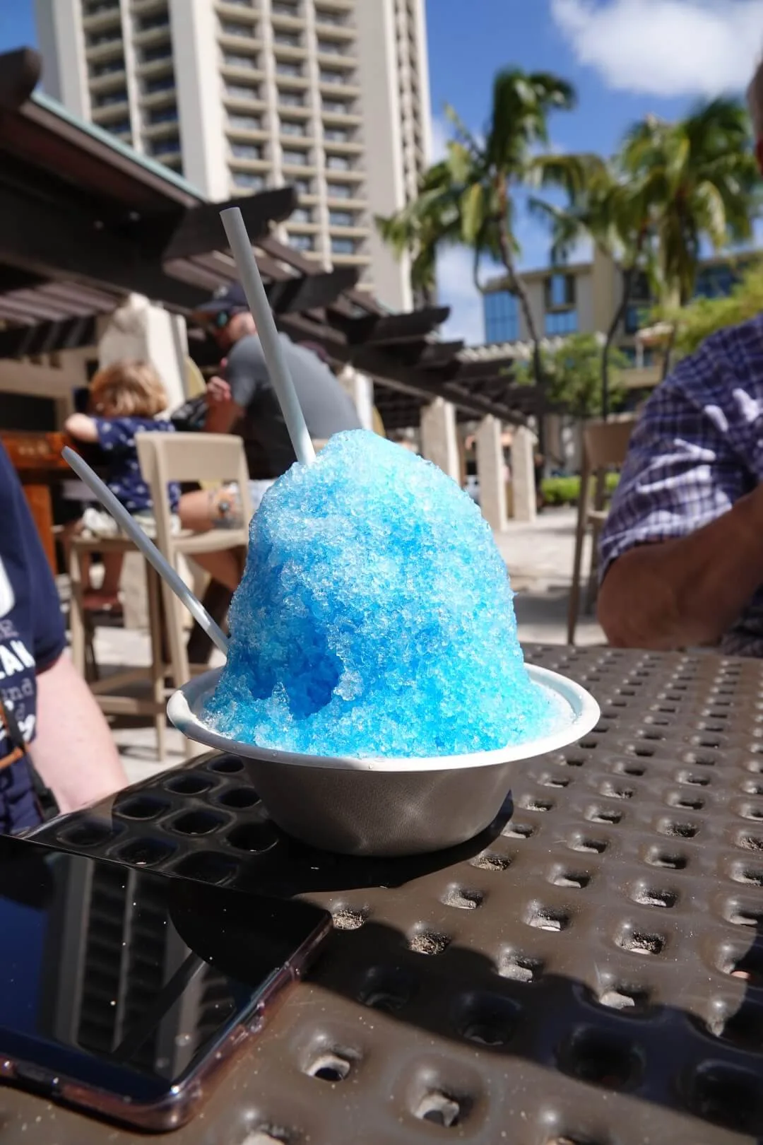 Hawaiian shave ice in vanilla flavor.