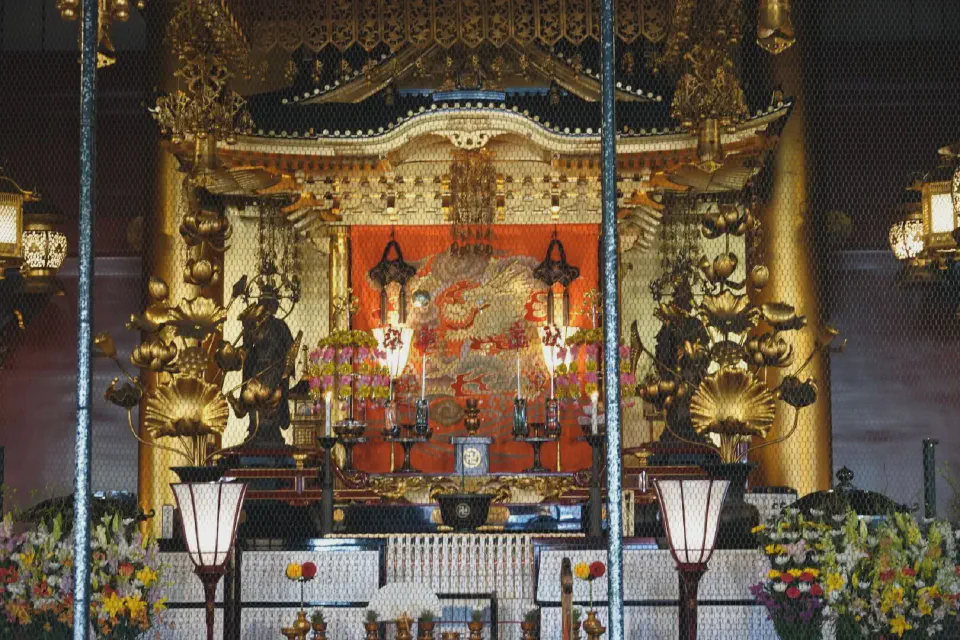 A view inside the Sensō-ji Temple.