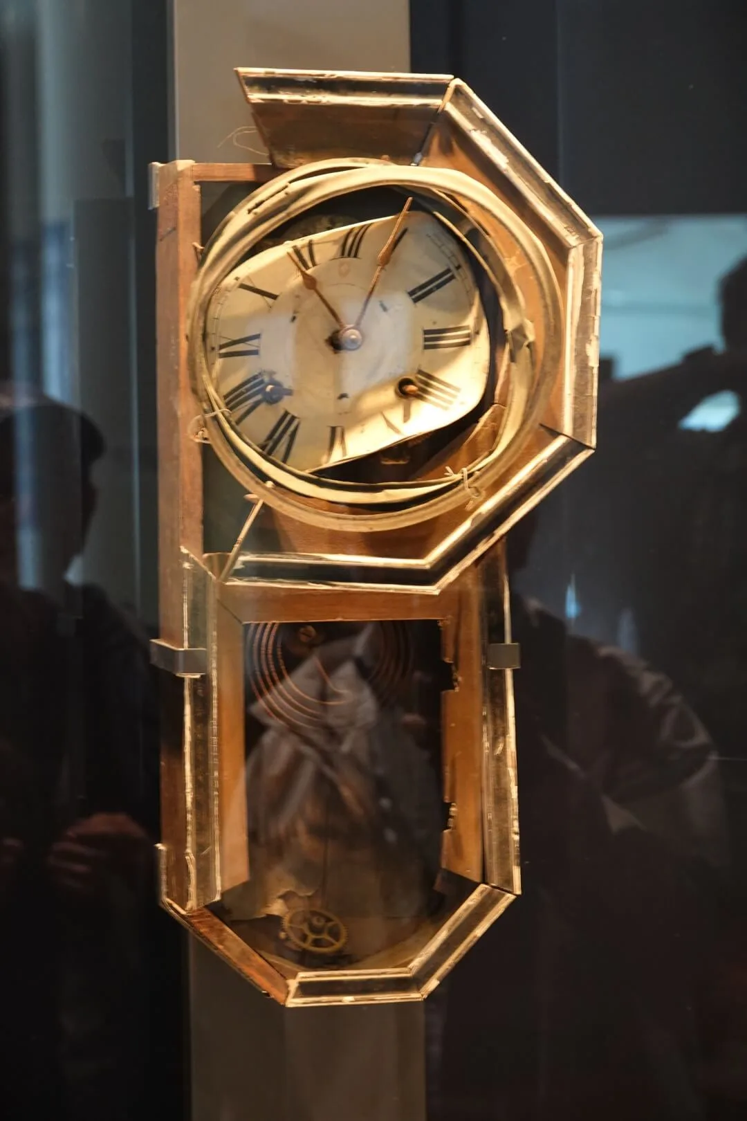 The clock in the Atomic Bomb Museum shows the time of the explosion.