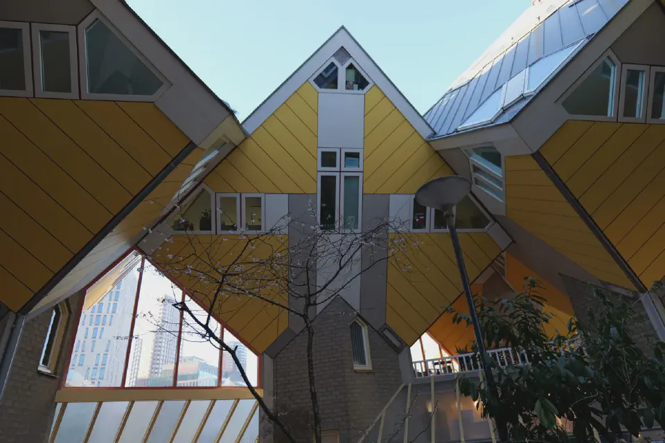 The tilted Cube Houses in Rotterdam - an architectural experiment.
