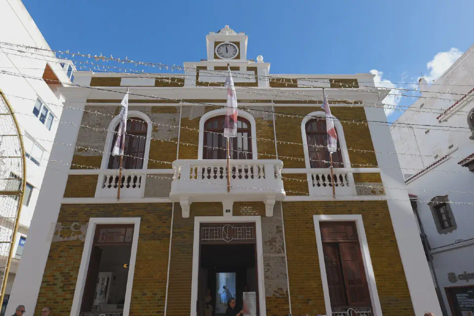 View of Funchal - Madeira’s capital nestled picturesquely against the slopes of the surrounding mountains.